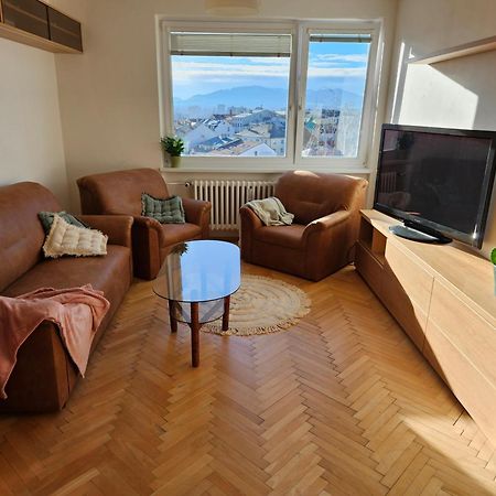 Byt V Centru Frydku-Mistku Frydek-Mistek Bagian luar foto
